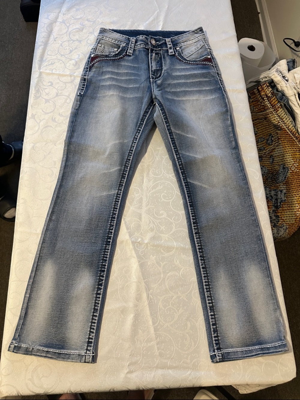 Women's Faded Blue Straight-Leg Jeans